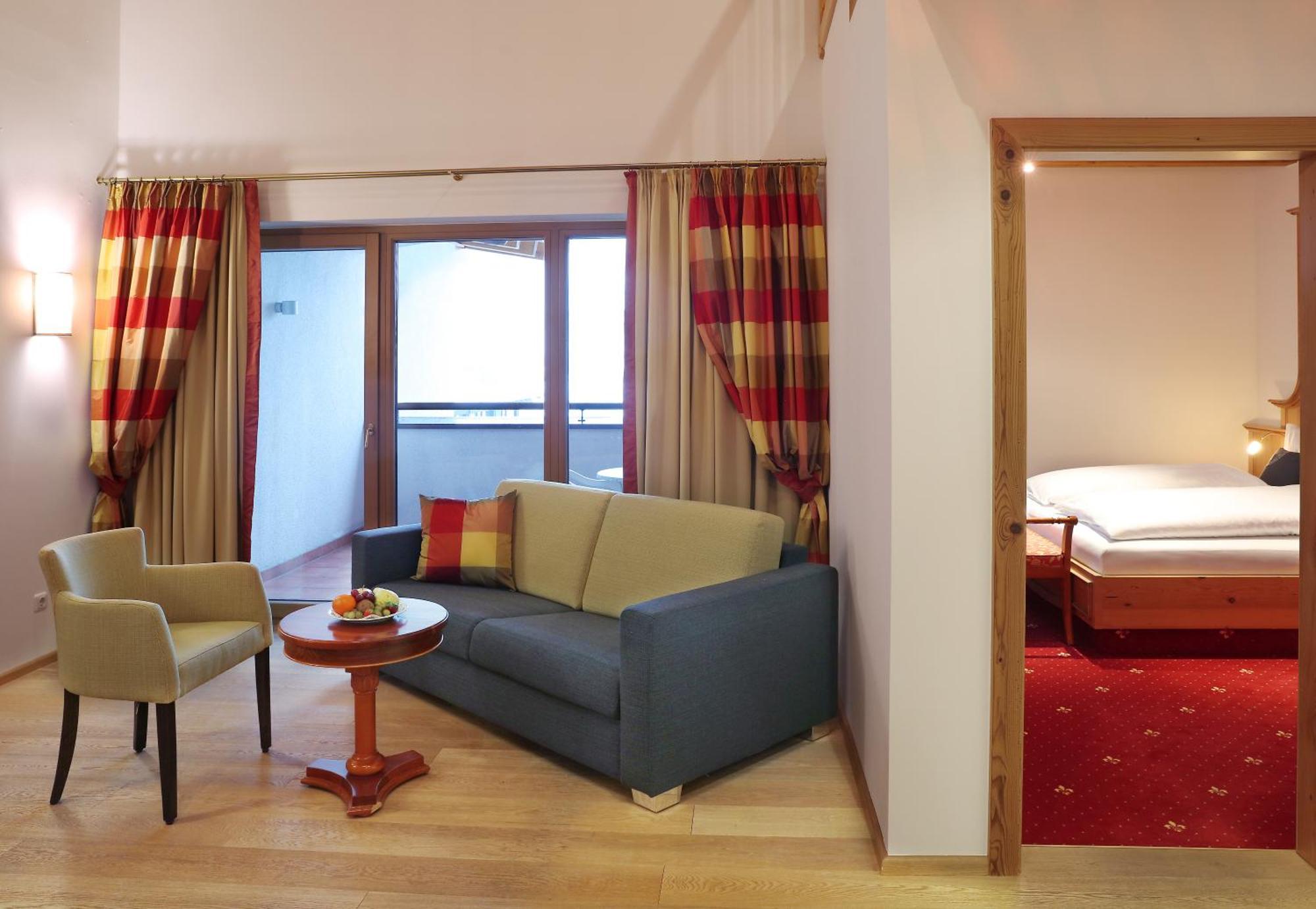 Jufa Alpenhotel Saalbach Ngoại thất bức ảnh